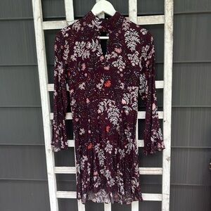 Women’s Floral Burgundy Dress Gorgeous size 4
